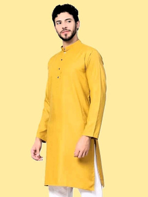 omkar Men Solid Straight Kurta(Gold)
