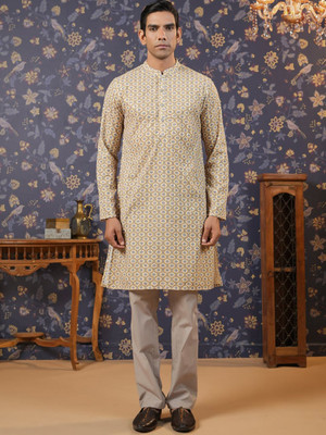 House of Pataudi Men Printed Straight Kurta(Yellow)