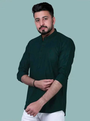 GUYS HUBB Men Solid Straight Kurta(Green)