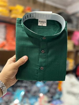 FRELURO Men Solid Straight Kurta(Dark Green)