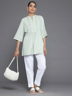 LIBAS Women Self Design Straight Kurta(Light Green)