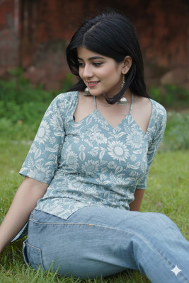 CLANGER Women Printed Straight Kurta(Grey)