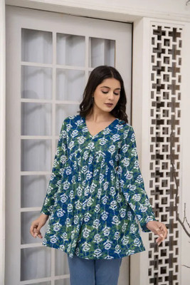 Sana Casual Printed Women Green, Blue Top