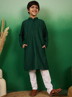 Sangria Boys Solid Straight Kurta(Green)
