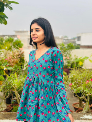 BLEVY Women Printed Straight Kurta(Multicolor)