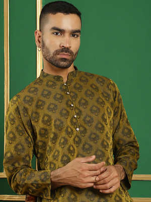 ANOUK Men Self Design Straight Kurta(Green)