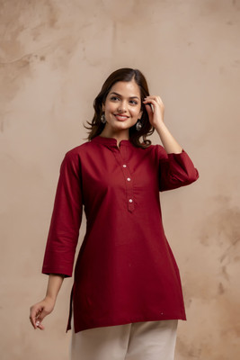 Anmi Solid Women Straight Kurta(Maroon)