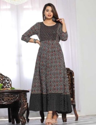 Kesara Fab Women Floral Print Gown Kurta(Black)