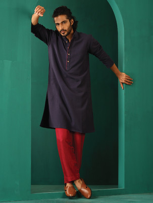 TrueBrowns Women Woven Design Straight Kurta(Dark Blue)