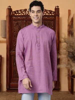 Tattva Men Solid Straight Kurta(Purple)