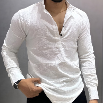 SHOOLIN Men Self Design Straight Kurta(White)