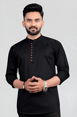 Anupamaa Men Solid Straight Kurta(Black)
