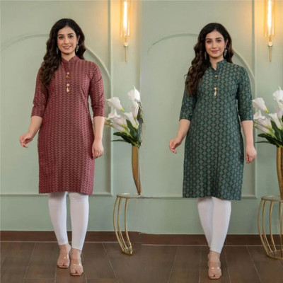 AL SK FASHION HUB Women Self Design A-line Kurta(Green, Maroon)