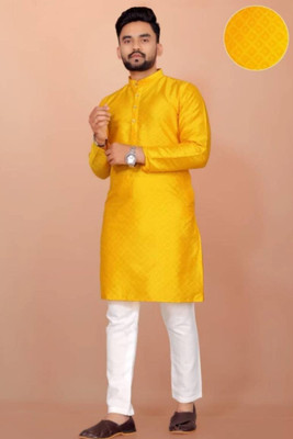 CHIRASVI Men Self Design Straight Kurta(Yellow)