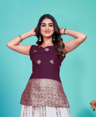 J4 Fab Women Embroidered, Woven Design Straight Kurta(Purple)