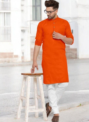 Rashmi Genz Men Solid Straight Kurta(Orange)