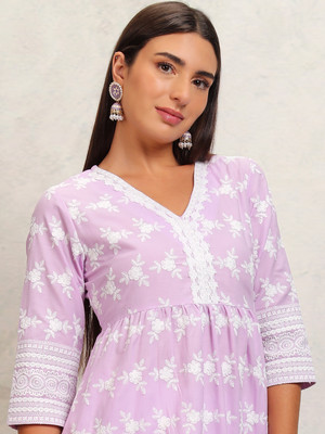 Vishudh Women Embroidered Straight Kurta(Purple)