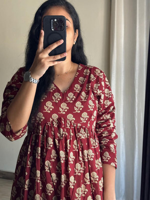 PRISCA Women Printed Straight Kurta(Maroon)