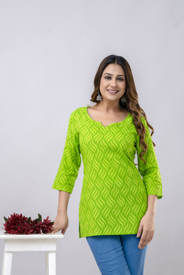 ATIISUNDAR Women Paisley Flared Kurta(Green)