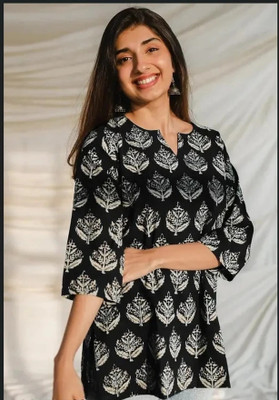 CHECHI Women Printed Straight Kurta(Black, White)