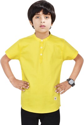 MADE IN THE SHADE Boys Solid Straight Kurta(Yellow)