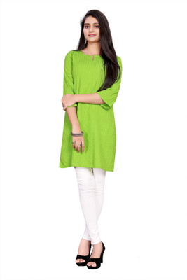 Fourleaf Women Solid Straight Kurta(Green)
