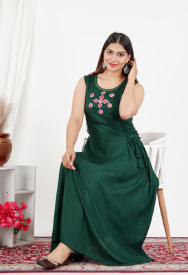 Sinyaar Women Embroidered Anarkali Kurta(Dark Green)