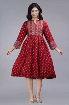 AUTHWA Women Printed Flared Kurta(Red)