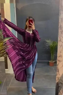 RAMDEVNOVELTYENTERPRISE Women Striped Straight Kurta(Purple)