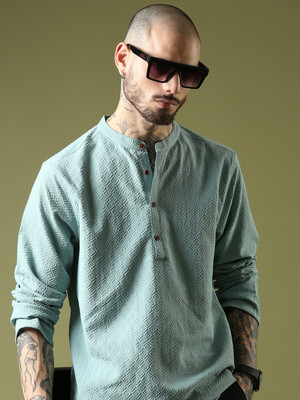 Voroxy Men Solid Straight Kurta(Green)