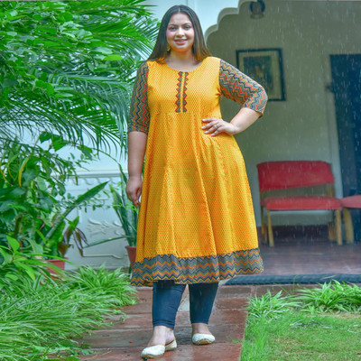 AKIKO Women Printed Anarkali Kurta(Yellow)