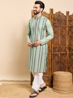 House of Pataudi Men Embroidered Straight Kurta(Green)