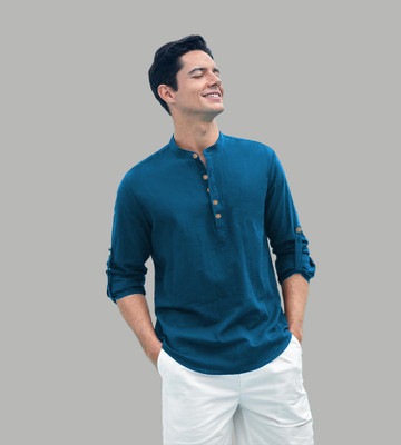 Apektra Men Solid Straight Kurta(Blue)