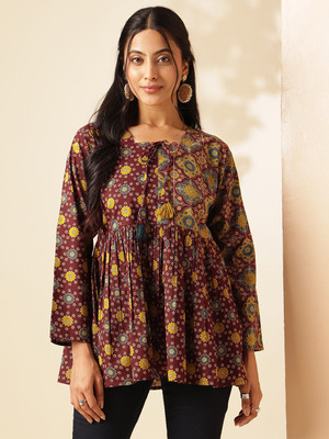VBUYZ Women Printed Flared Kurta(Maroon)