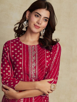Fulera Women Printed Straight Kurta(Red)
