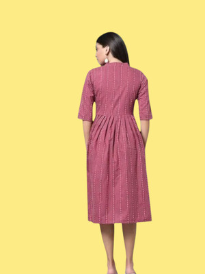 Houseofcommonv Women Striped A-line Kurta(Maroon)