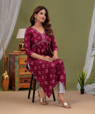 Laxmi Fab Tex Women Embroidered Flared Kurta(Red)