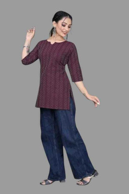 HouseOfCommon Women Solid Straight Kurta(Maroon)