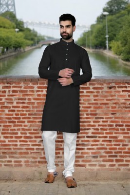 G7 FASHION Men Solid Straight Kurta(Black)