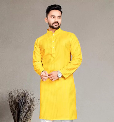 COMBRAIDED Men Solid A-line Kurta(Yellow)