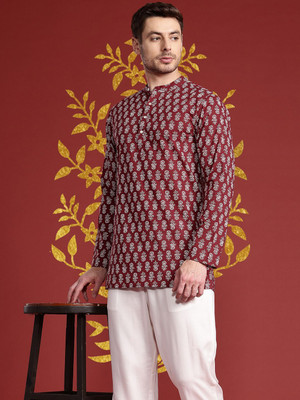 ANOUK Men Embroidered Straight Kurta(Maroon)