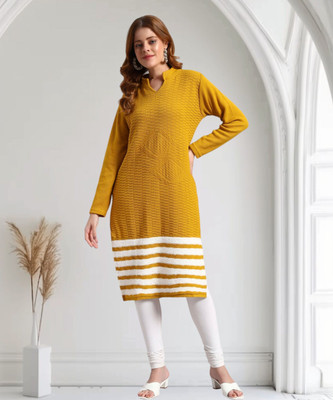 ZEPPI Women Striped, Solid Straight Kurta(Orange)
