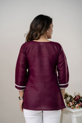 VIRANCHI Women Embroidered, Solid Straight Kurta(Multicolor)