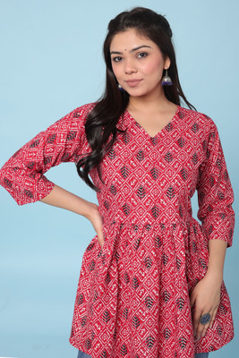 neelam manufacturing Women Printed Straight Kurta(Pink)