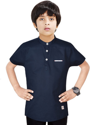 MADE IN THE SHADE Boys Solid Straight Kurta(Dark Blue)