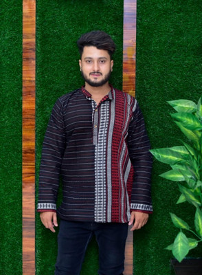 tant ghar Men Printed Straight Kurta(Black)