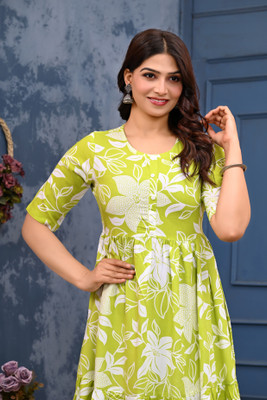 Btextile Women Floral Print Anarkali Kurta(Green)