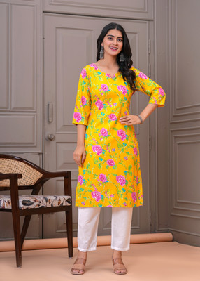 VRVastra Women Floral Print Straight Kurta(Yellow)