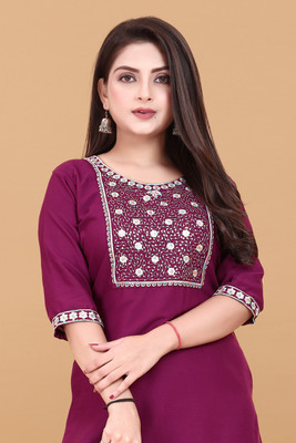 RIDDHI COLLECTION MALL Women Embellished A-line Kurta(Purple)
