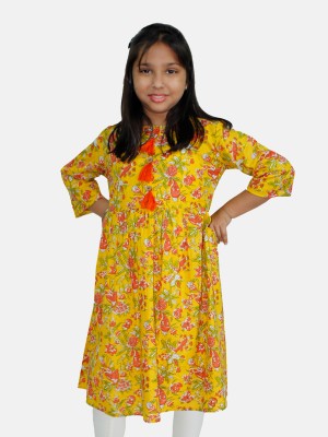 KiddoPanti Girls Printed Flared Kurta(Yellow)